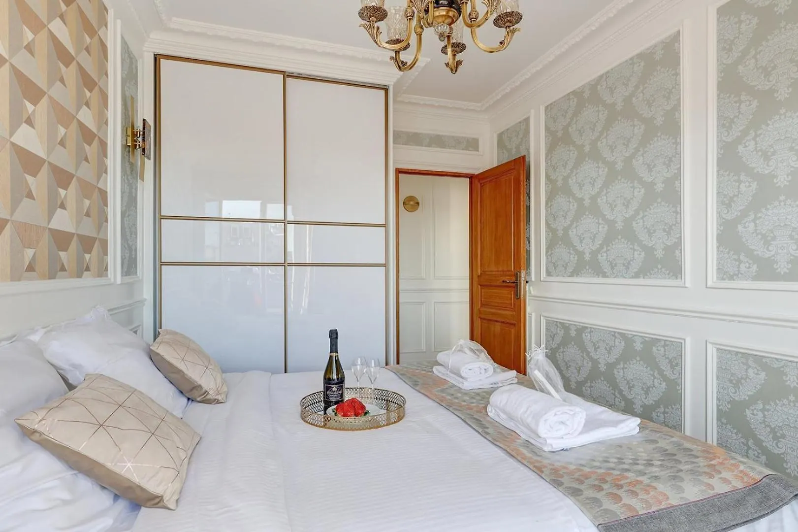 דירה פריז 658 Suite Estelle - Luxury Appartment