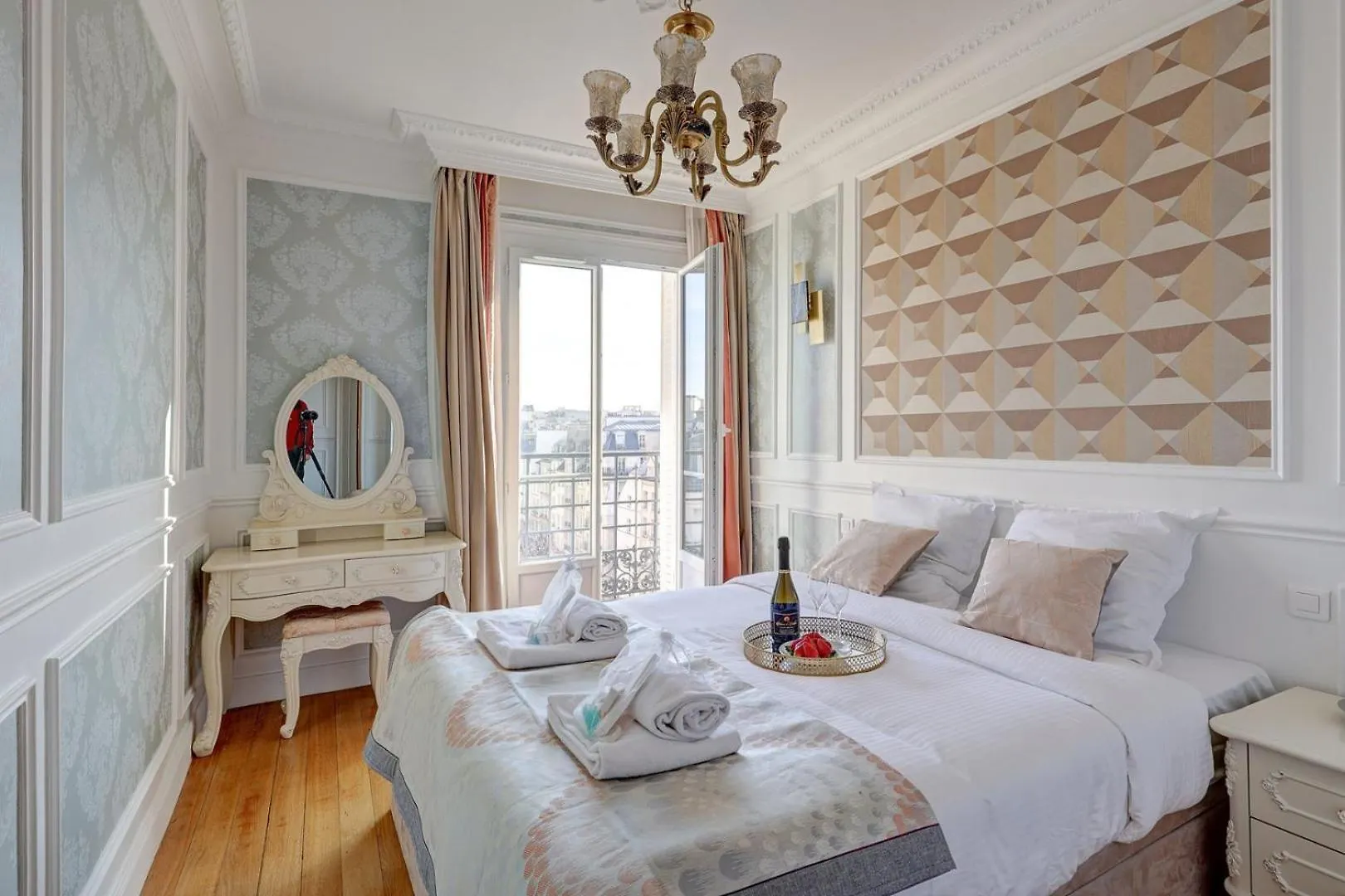 פריז 658 Suite Estelle - Luxury Appartment
