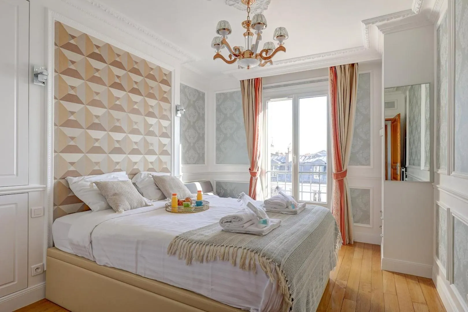 פריז 658 Suite Estelle - Luxury Appartment צרפת